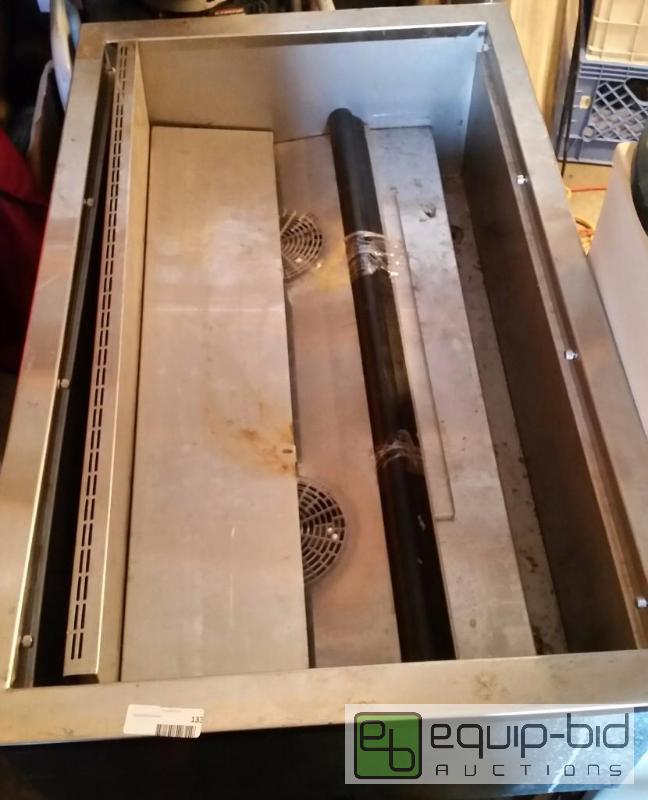 lot 73 image: FORCED AIR DROP IN FREEZER..3 PAN..COMES WITH ALL HARDWARE