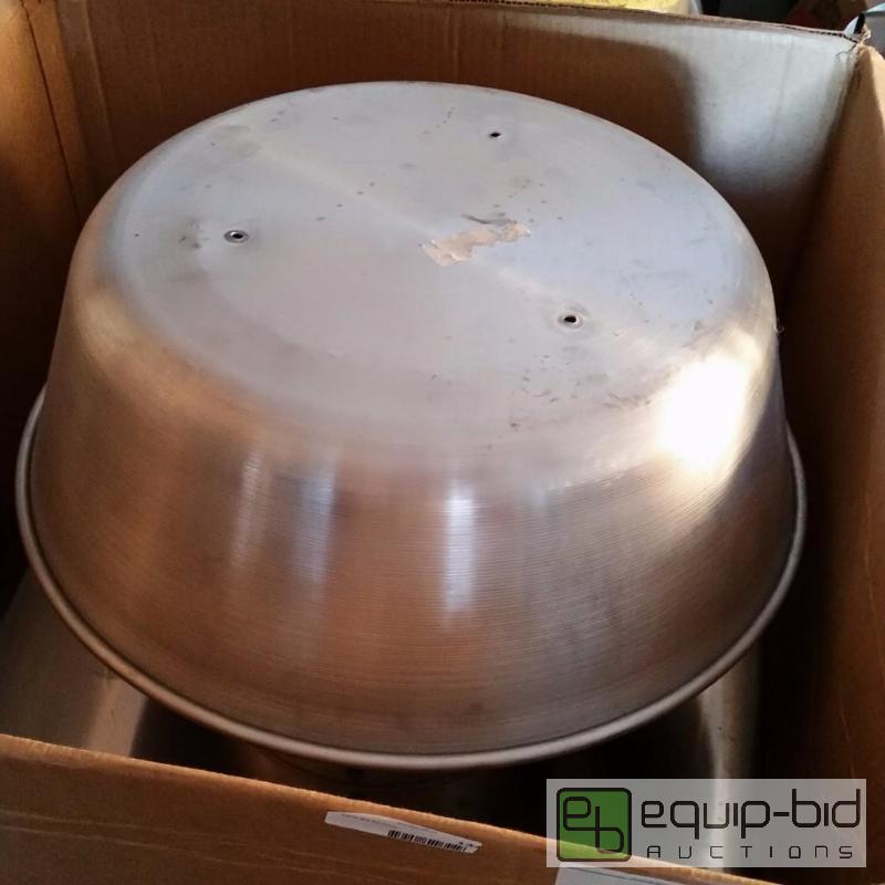 lot 74 image: 10 GRAVITY EXHAUST FAN