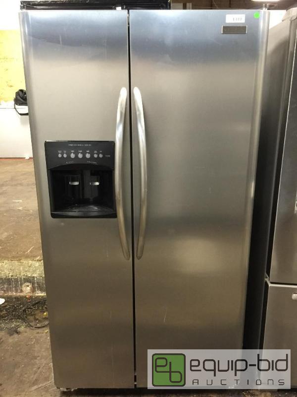 lot 115 image: FRIGIDAIRE PROFESSIONAL SERIES STAINLESS REFRIGERATOR