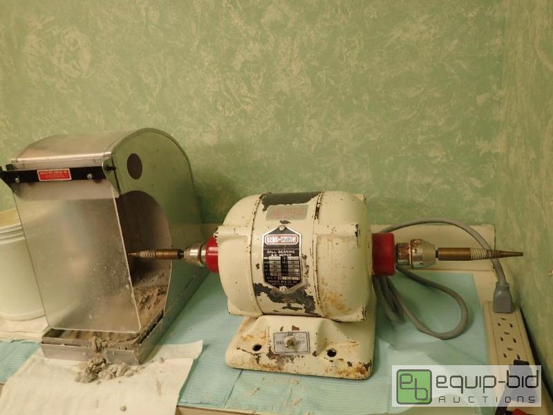 lot 508 image: Red Wing Lathe Machine w Splash Shield