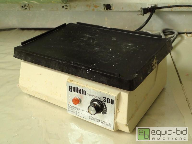 lot 536 image: Buffalo 200 Vibrating Plate
