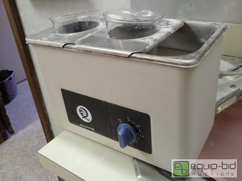 lot 551 image: Quala Sweep 5200 Sonic Cleaner