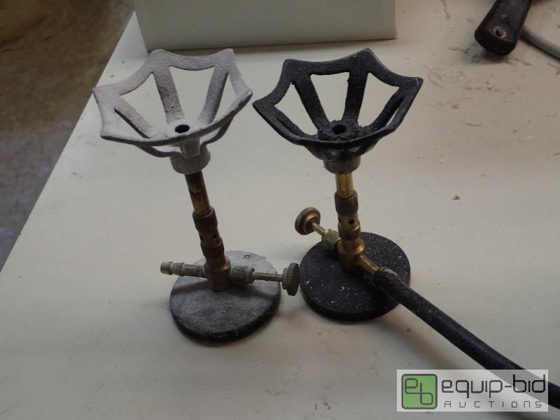 lot 552 image: (2) Bunsen Burners