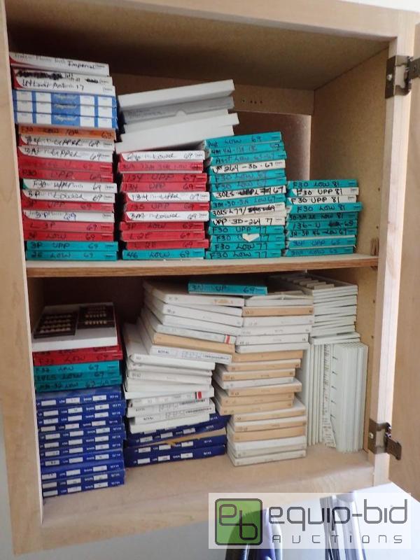 lot 564 image: large lot of misc spec plastic teeth