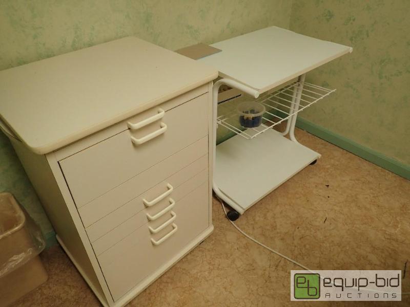 lot 577 image: 6 drawer storage shelf cart on casters
