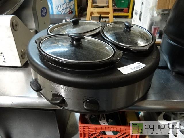 lot 765 image: Farberware Stainless Steel 3 Well Crock Pot