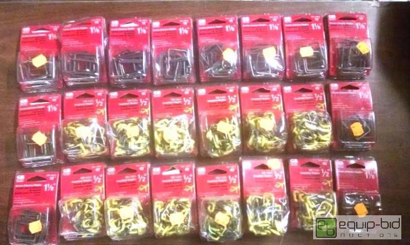 lot 1003 image: 24 packages of wire staples 12&nbsppaks&nbsp...