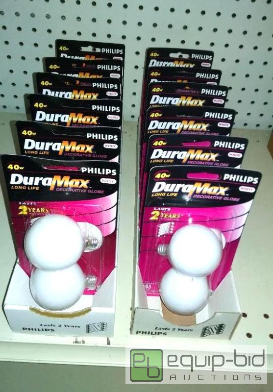 lot 1074 image: 24 light bulbs (12 paks of 2 ) 40 watt candel...