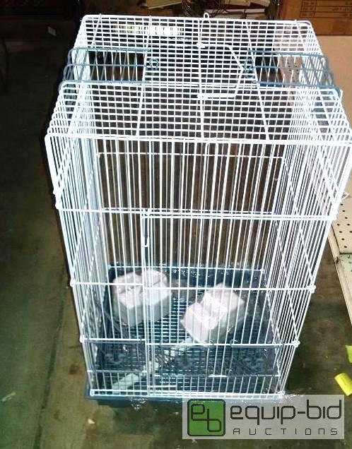 lot 1169 image: Tiel playpen tower birdcage 15.5 x 13 x 30 in...