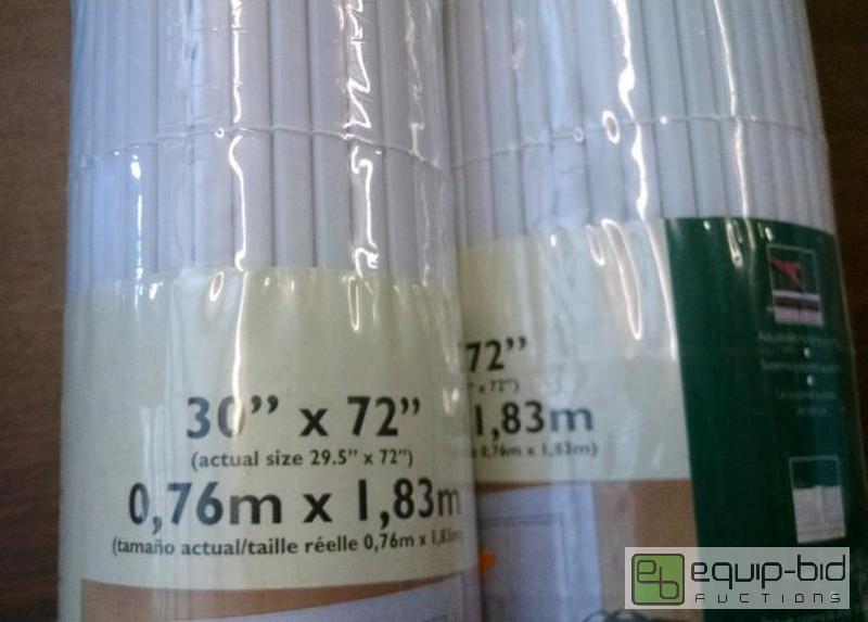 lot 1212 image: Qnty 2 Vinyl roll up window blinds 30 inch by...