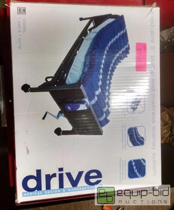lot 1261 image: Drive Med - Aire&nbsp5 inch pump and mattres...