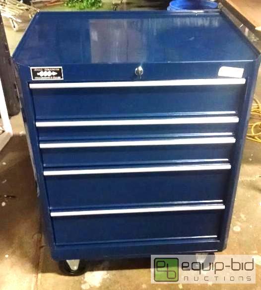 lot 1265 image: Mastercraft&nbsproll around tool box with ba...