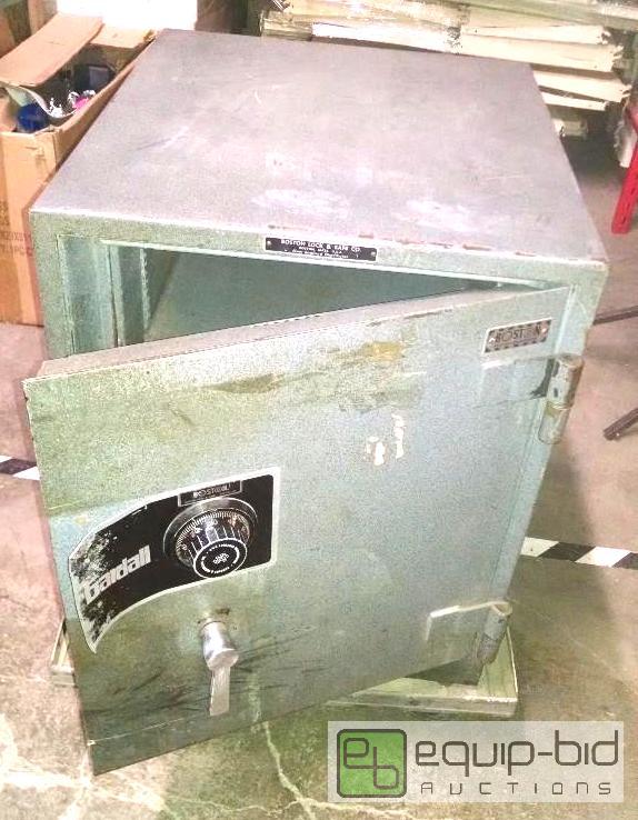 lot 1272 image: Gardall&nbspBoston safe fire resistant safe ...