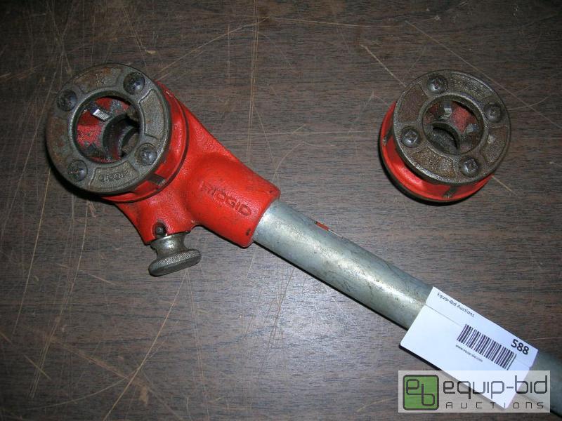 lot 588 image: Ridgid Threader Die with Handle 00-R Two Dies 34 12
