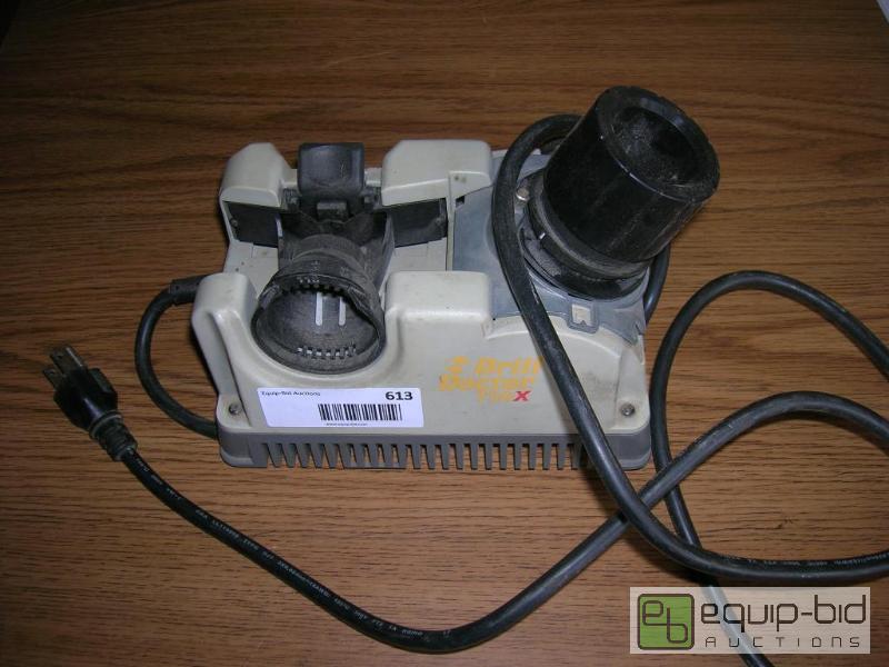 lot 613 image: Drill Doctor 750X Drill Bit Sharpening Machine