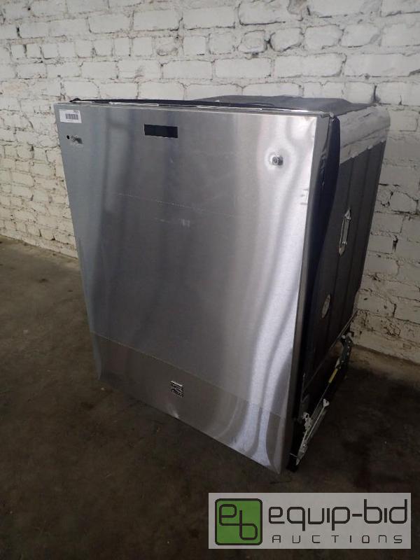 lot 7013 image: Kenmore Elite 24 Built-In Dishwasher - Stainless Steel