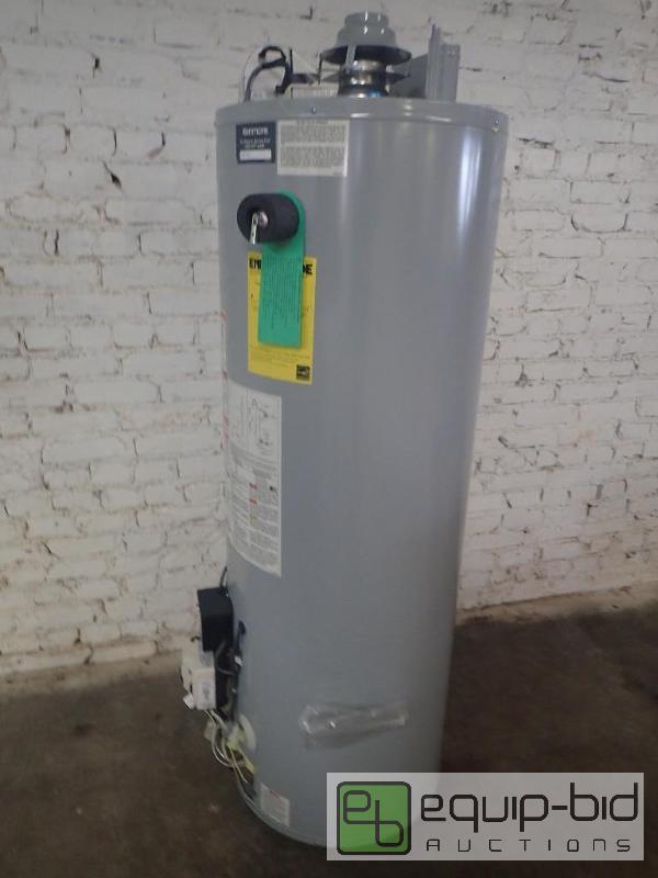 lot 7023 image: Kenmore Natural Gas 40 Gallon Water Heater