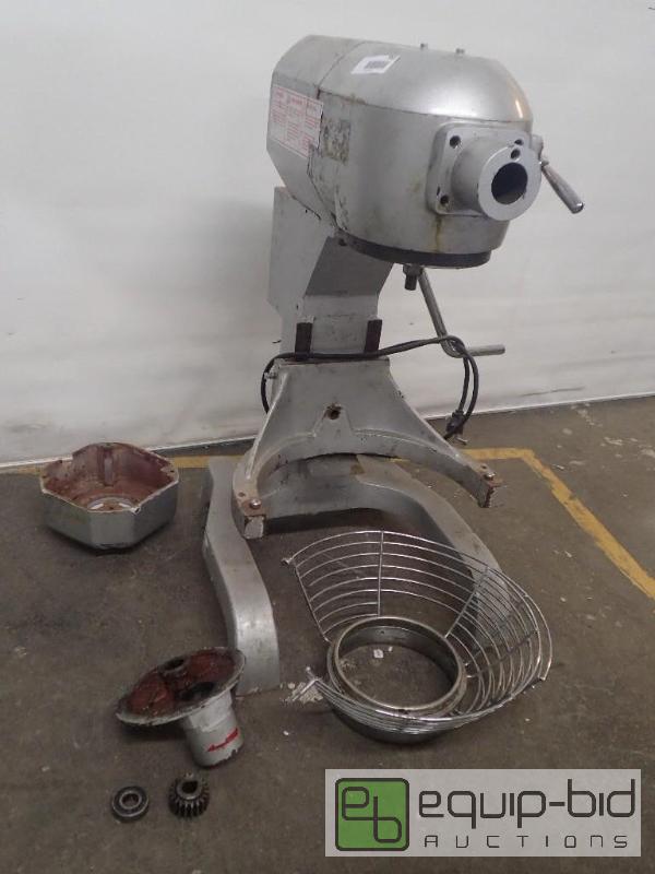 lot 7063 image: 20qt Stand Mixer Parts Machine