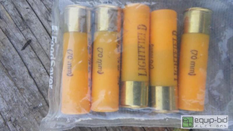 lot 176 image: 5 PACK SABOT ROUNDS FOR 20 GAUGE