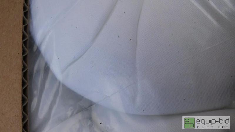 lot 183 image: Seally Mattress padcover, NEW