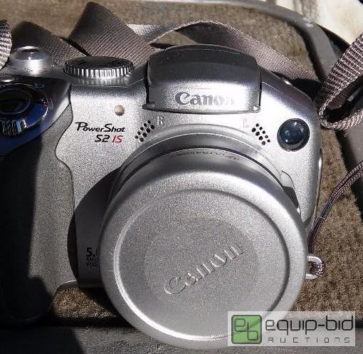 lot 209 image: Canon Powershot S2 IS 5MP Digital Camera with 12x Optical Image Stabilized Zoom