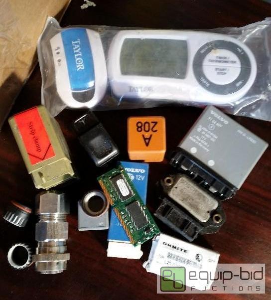 lot 84 image: VOLVO PARTS AND OTHER STUFF