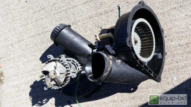 lot 92 image: BLOWER ASSEMBLIES AND CONDENSER FANS