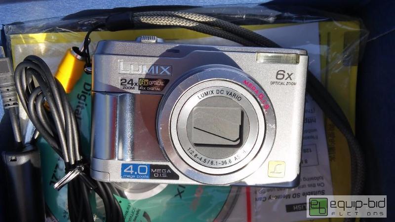 lot 94 image: PANASONIC LUMIX  DIGITAL CAMERA