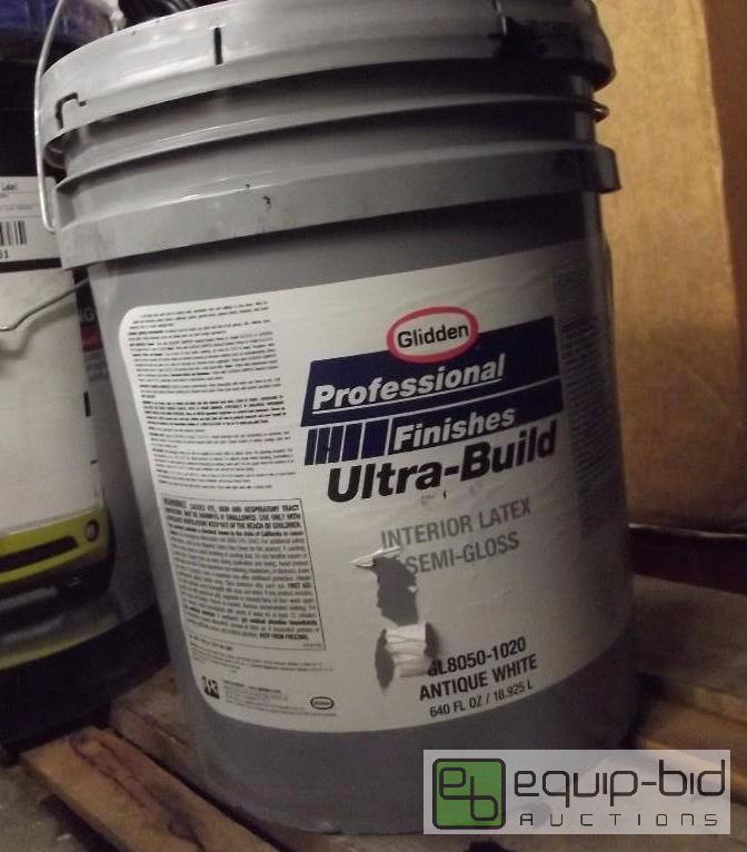 lot 2306 image: 5 Gallon Glidden Ultra-Build Latex Semi-Gloss...