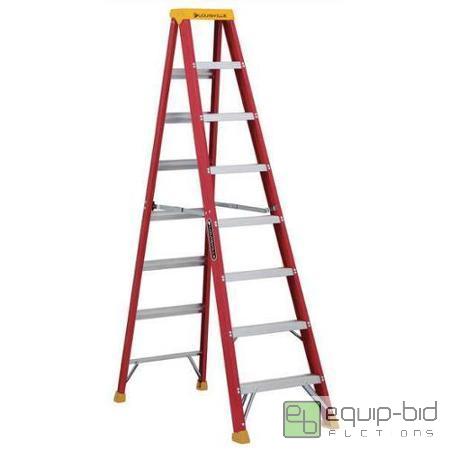 lot 2318B image: NEW 8 LOUISVILLE L-3016-08 Stepladder ...