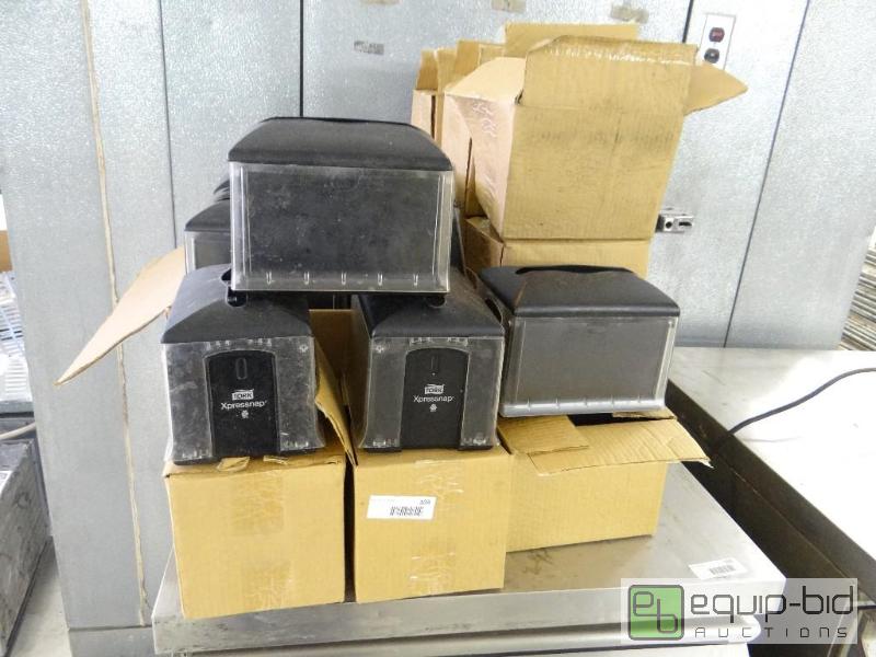 lot 103 image: Lot of table top napkin dispensors....