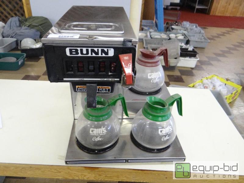 lot 181 image: Bunn commercial coffee maker with 3 pot warme...