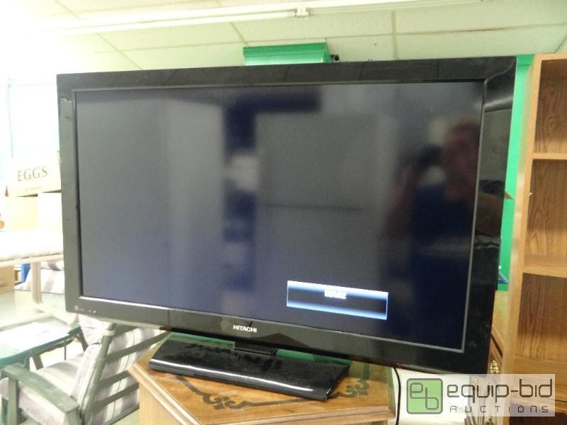 lot 225 image: Hitachi 40&quot LCD TV with remote.  This wa...