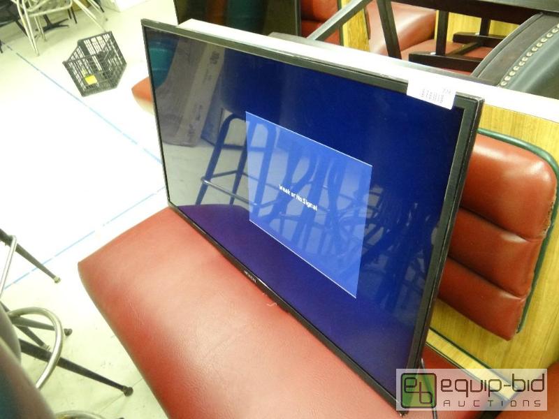 lot 228 image: Hitachi 42&quot LCD TV no remote, no base.  ...