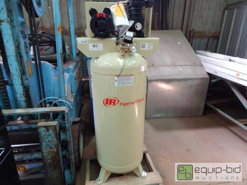 lot 2260 image: Ingersoll Rand Air Compressor