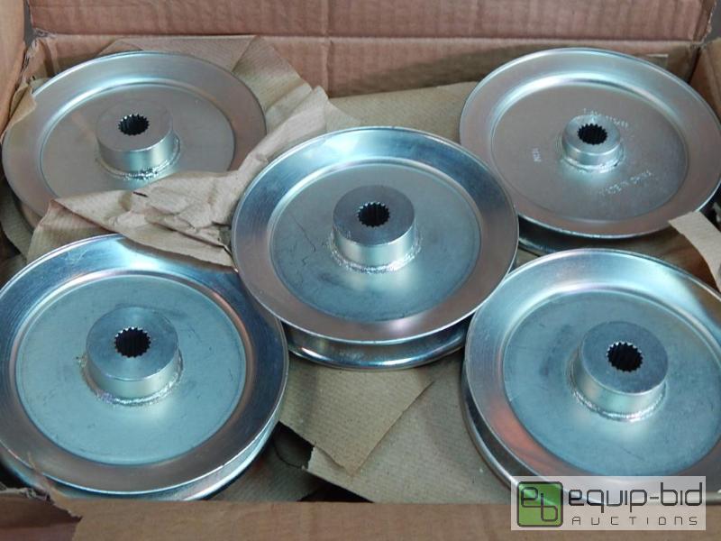 lot 2338 image: 2 Cases of Pulleys