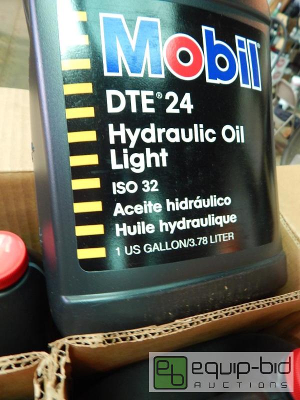 lot 2497 image: Case of Mobil Hydraulic Oil