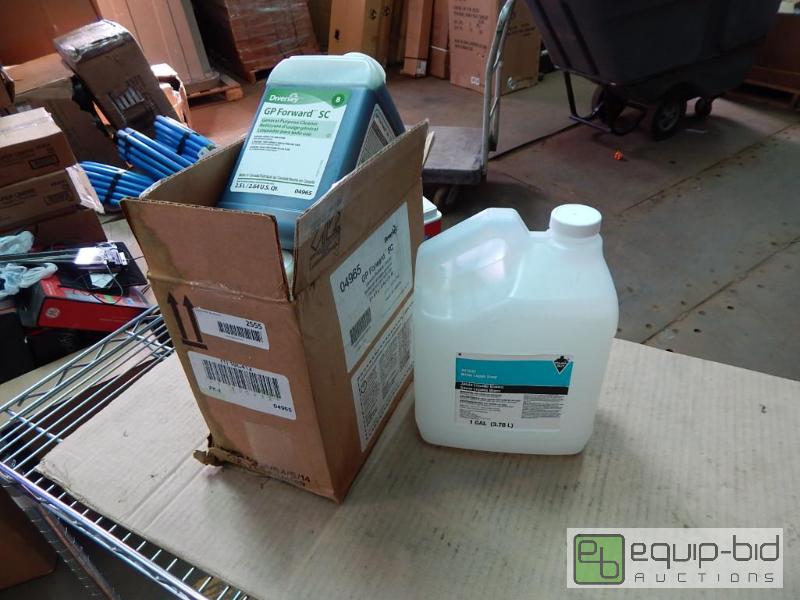 lot 2555 image: Box of General Purpose Cleaner and Gallon of White Liquid Soap