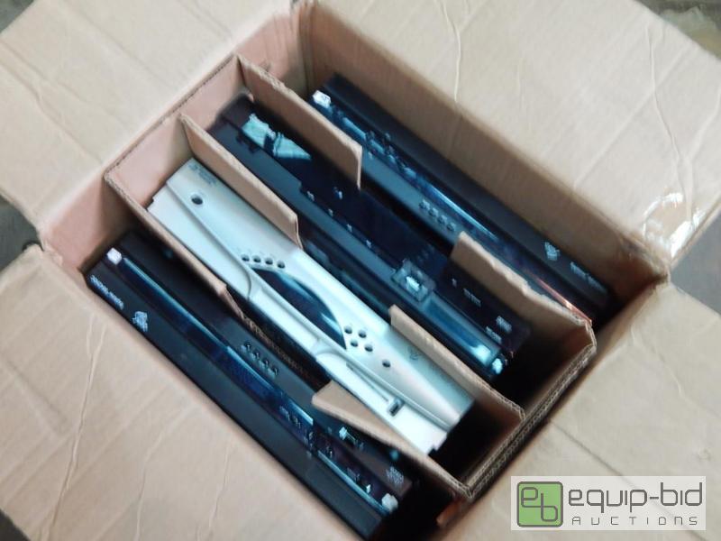 lot 2572 image: Lot of Cable Receivers