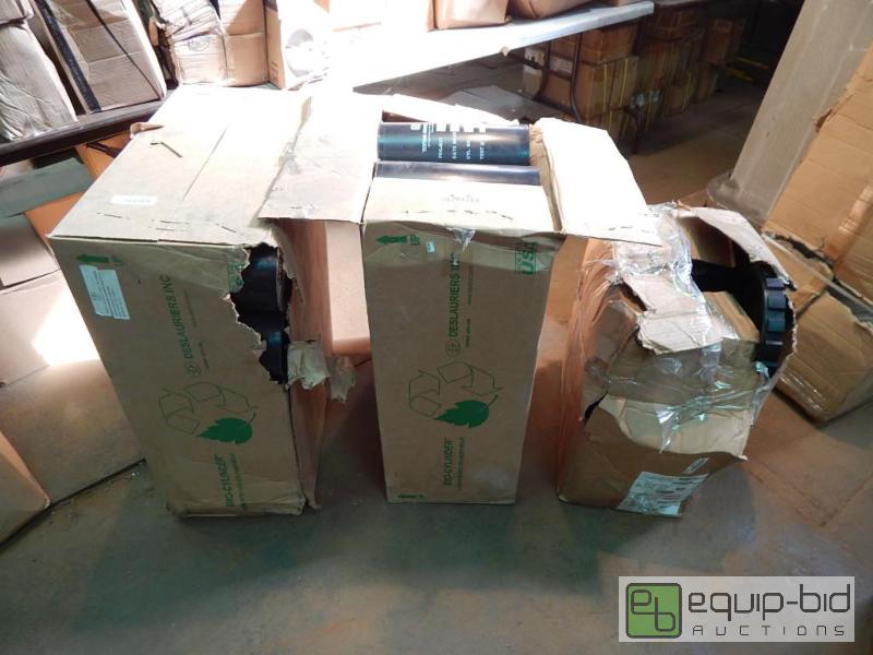 lot 2577 image: lot of Testing Tubes and 