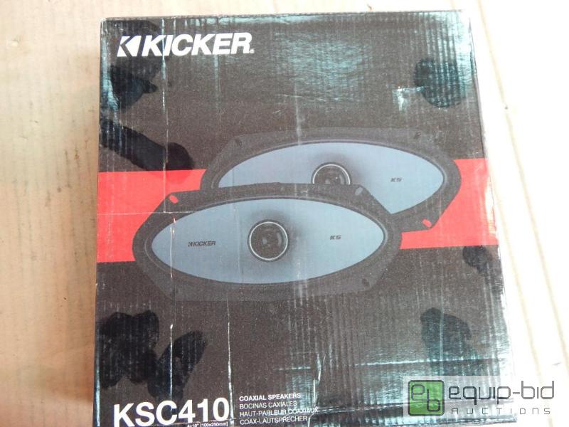 lot 2586 image: Kicker Speakers Tweeters