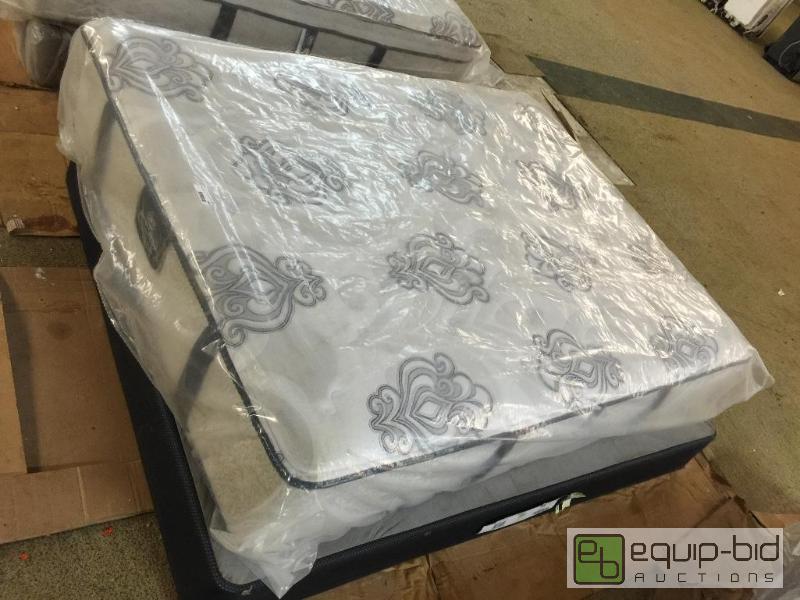 lot 102 image: SERTA PERFECT SLEEPER MATTRESS ONLY