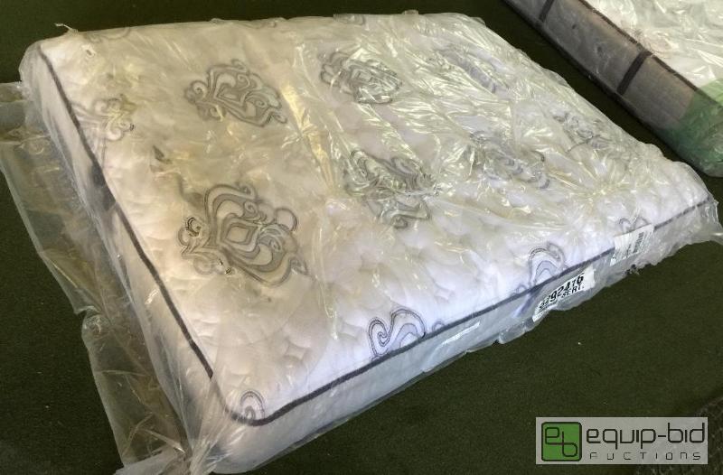 lot 214 image: Serta Perfect Sleeper Bradshaw Firm QUEEN Mattress Only