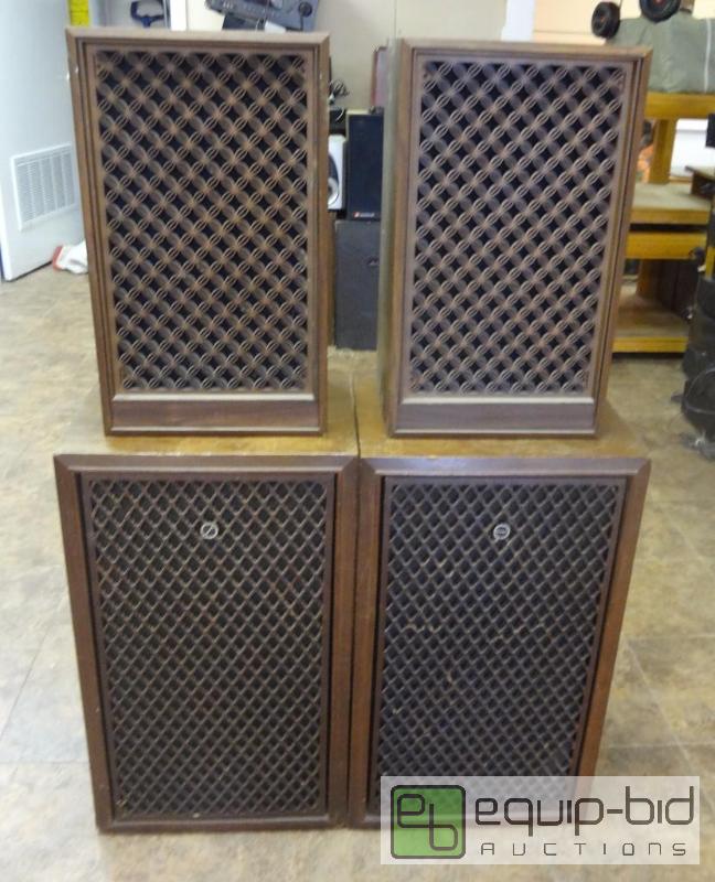lot 45 image: 2 Pairs Vintage Speakers