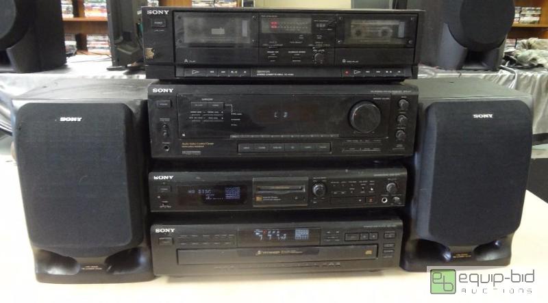 lot 52 image: Sony Home Stereo System Fully Tested and Functioning