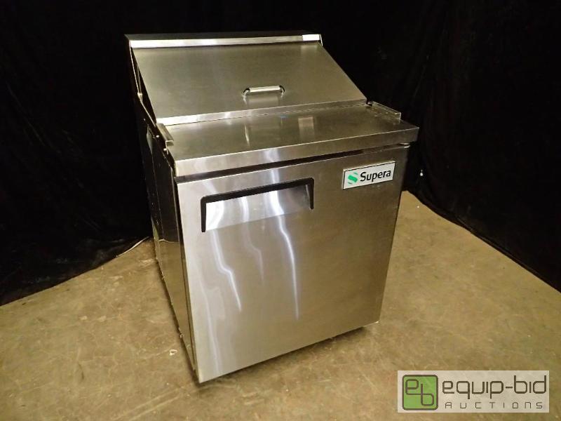 lot 1026 image: Supera Refrigerated Prep Table