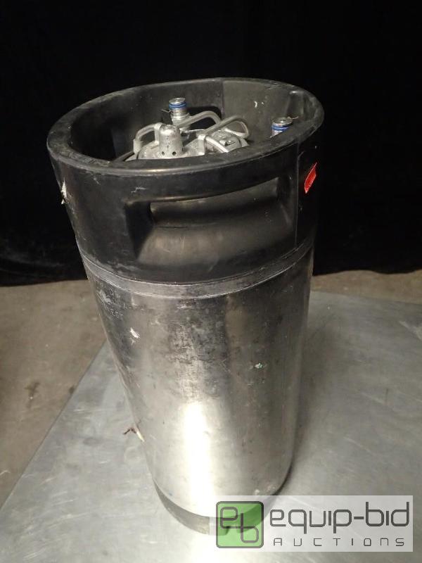 lot 1056 image: Old style syrup container