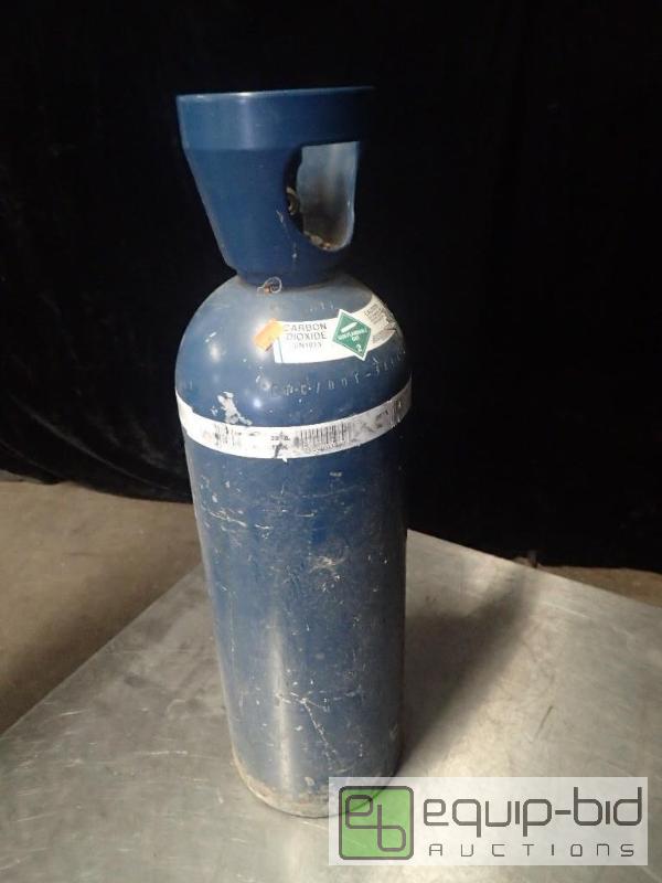 lot 1057 image: 20lb Co2 Tank