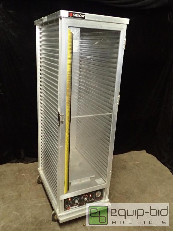 lot 1072 image: Crescor Full Size Heated Holding Cabinet on Casters