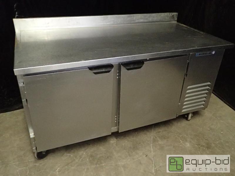lot 1074 image: Beverage Air 67in Work Top 2 Door Freezer